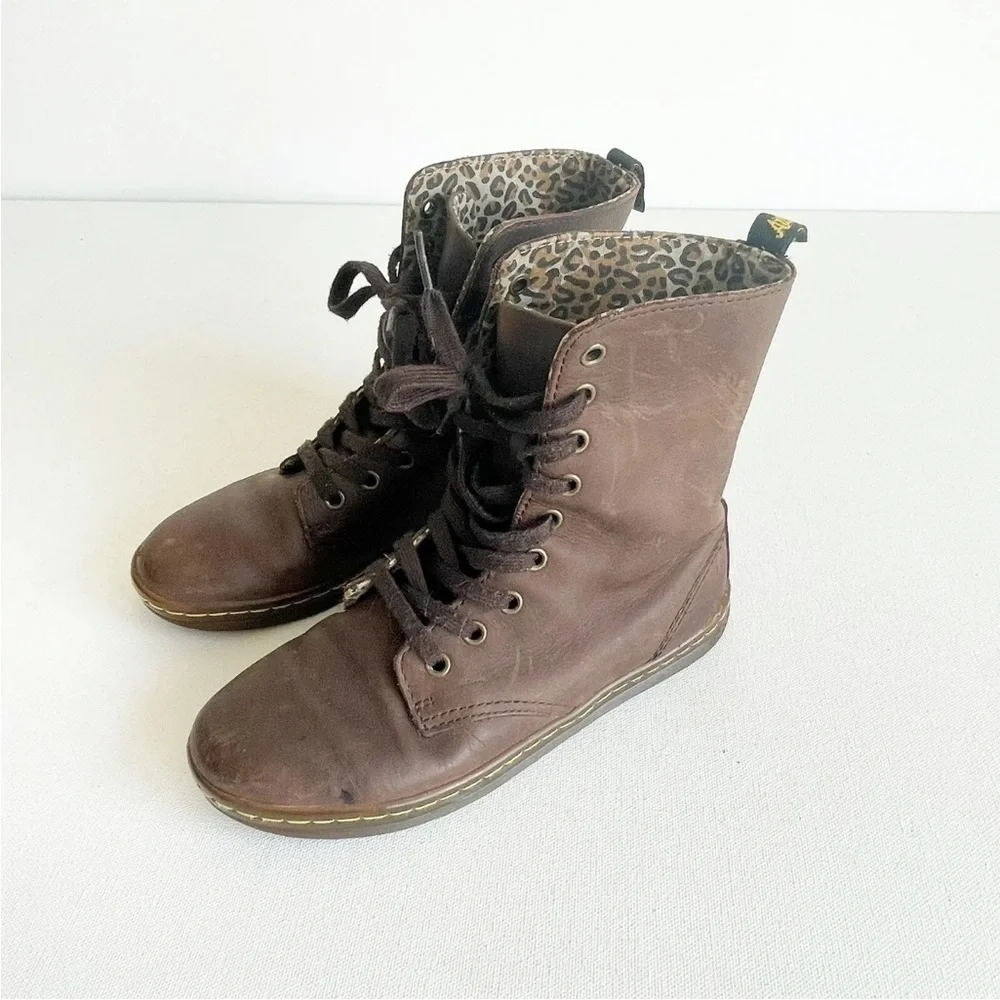 Dr Martens Stratford Women's Fold Down Boot Brown Leopard bootie size 6